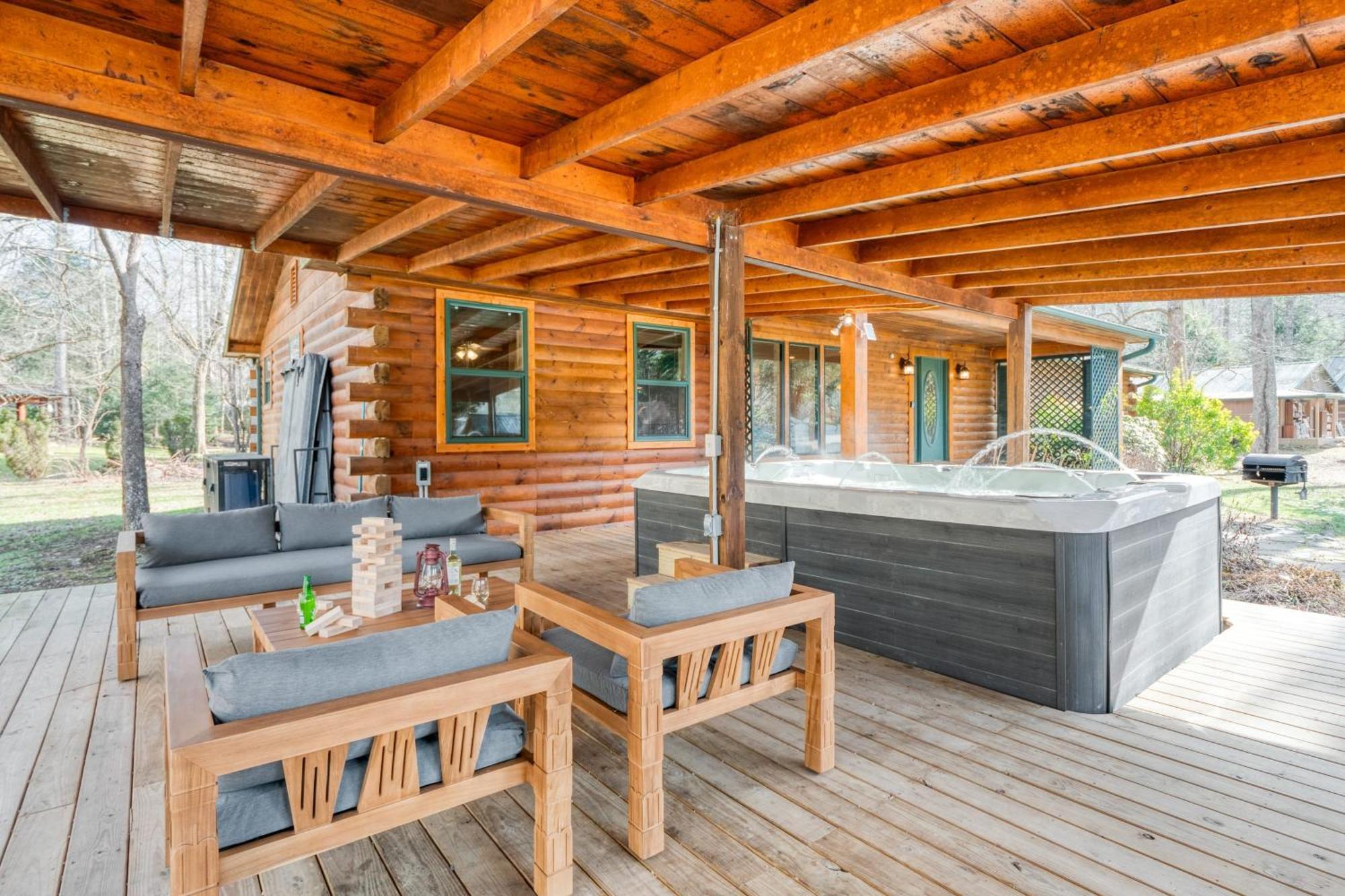 Sugar Cove By Avantstay Cabin By The River W Hot Tub Pool Table Guest House Gatlinburg Extérieur photo